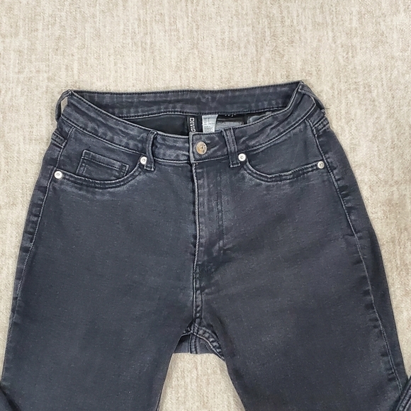 Women's Black Flared Jeans - Picture 8 of 8